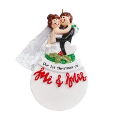 Personalized Mr & Mrs Ornament