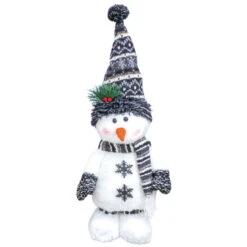 Cozy Snowman With Tall Hat