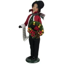 Byers' Choice - Walker Family Man Caroler -Finest Christmas Decoration 6 Untitled design 2 85117.1647521413